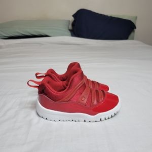 Jordan 11 TD 'Gym Red'